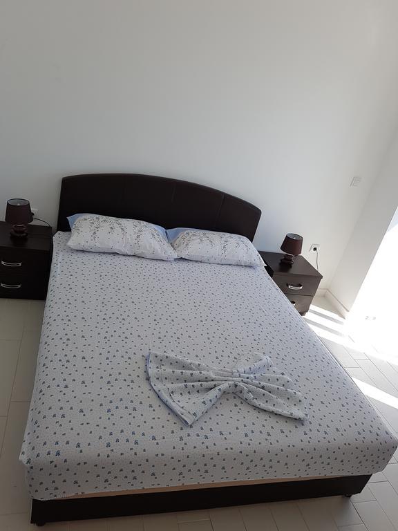 Avdiu Apartment Улцинь Экстерьер фото