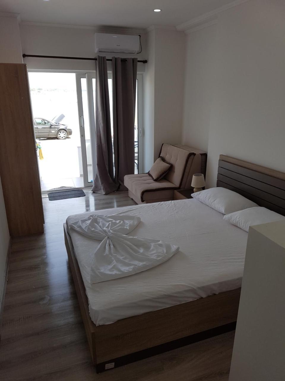 Avdiu Apartment Улцинь Экстерьер фото